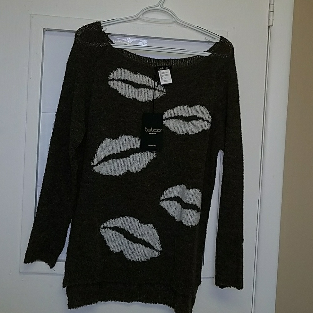 Sweater - Picture 4 of 4